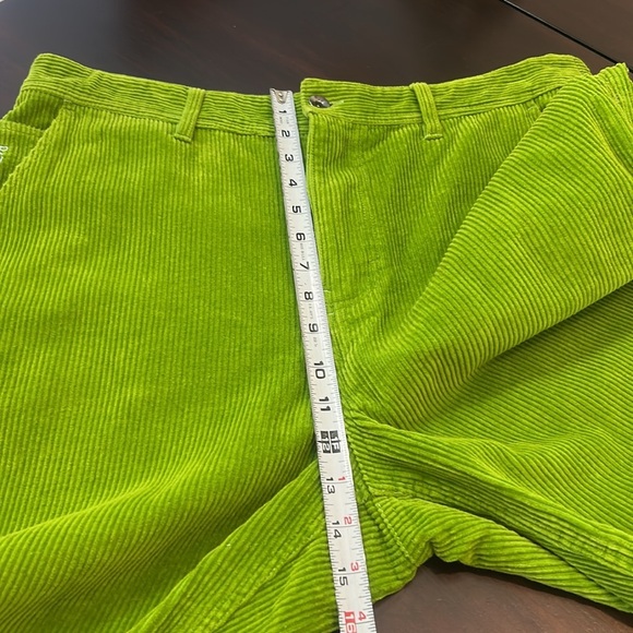 Paterson Wide Leg Green Corduroy Skate Pants Size 32 Men’s Made for Play - Picture 13 of 16